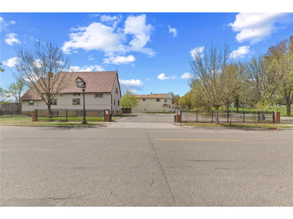 765 Jackson Street Saint Paul MN 55117 7059549 image4