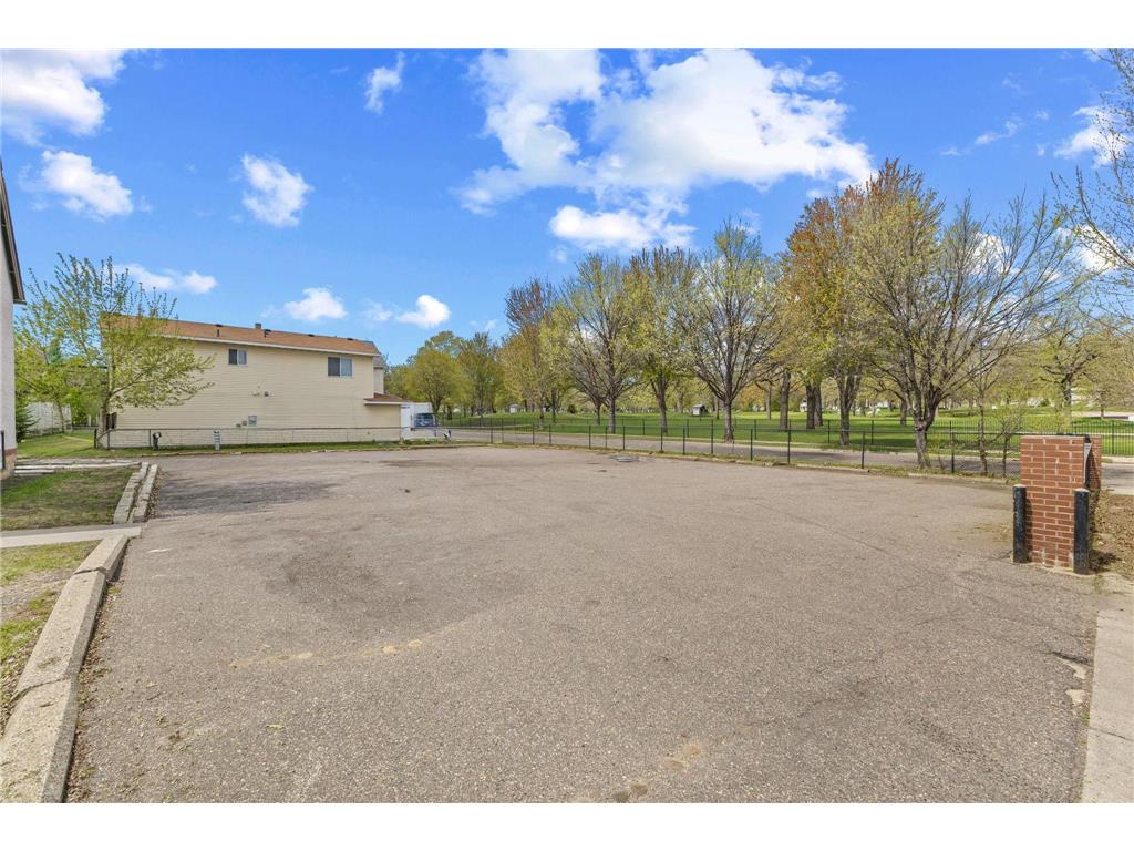 765 Jackson Street Saint Paul MN 55117 7059549 image8