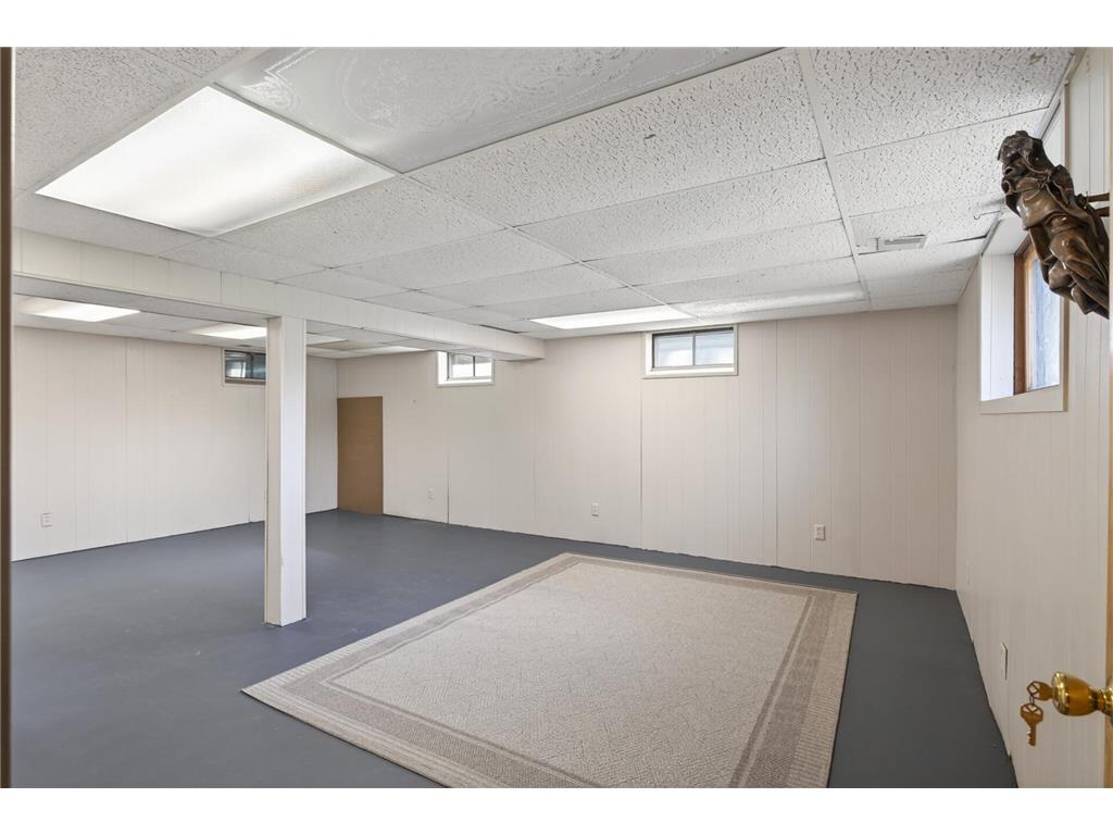 765 Rose Place Roseville MN 55113 7082838 image22