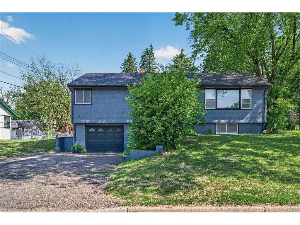 765 Rose Place Roseville MN 55113 7082838 image3
