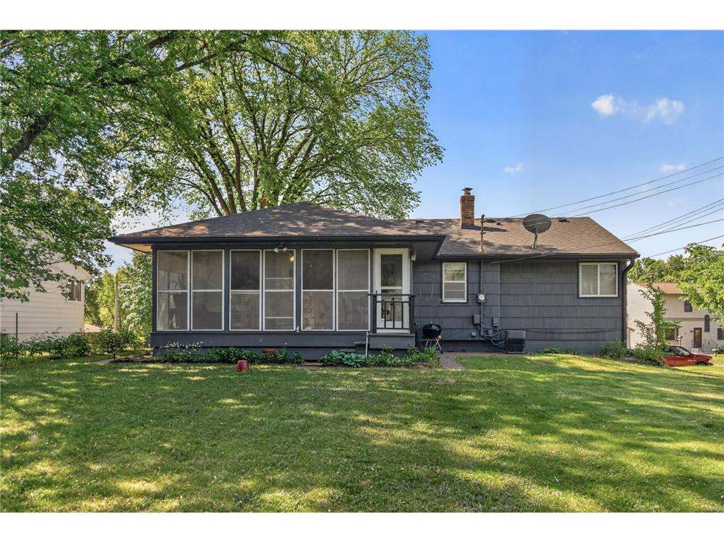765 Rose Place Roseville MN 55113 7082838 image30