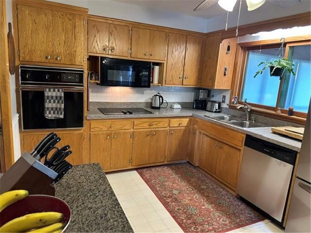 765 Rose Place Roseville MN 55113 7082838 image36