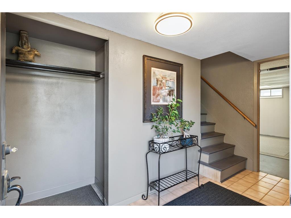765 Rose Place Roseville MN 55113 7082838 image4