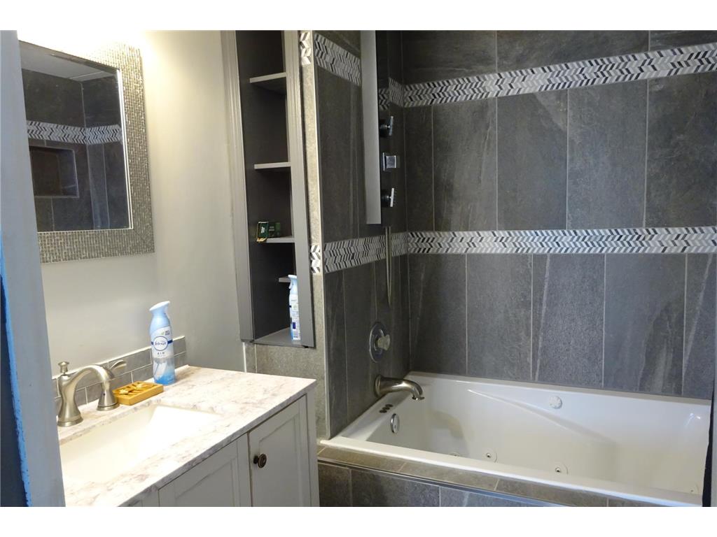 765 US Highway 63 Clayton WI 54004 6694910 image21