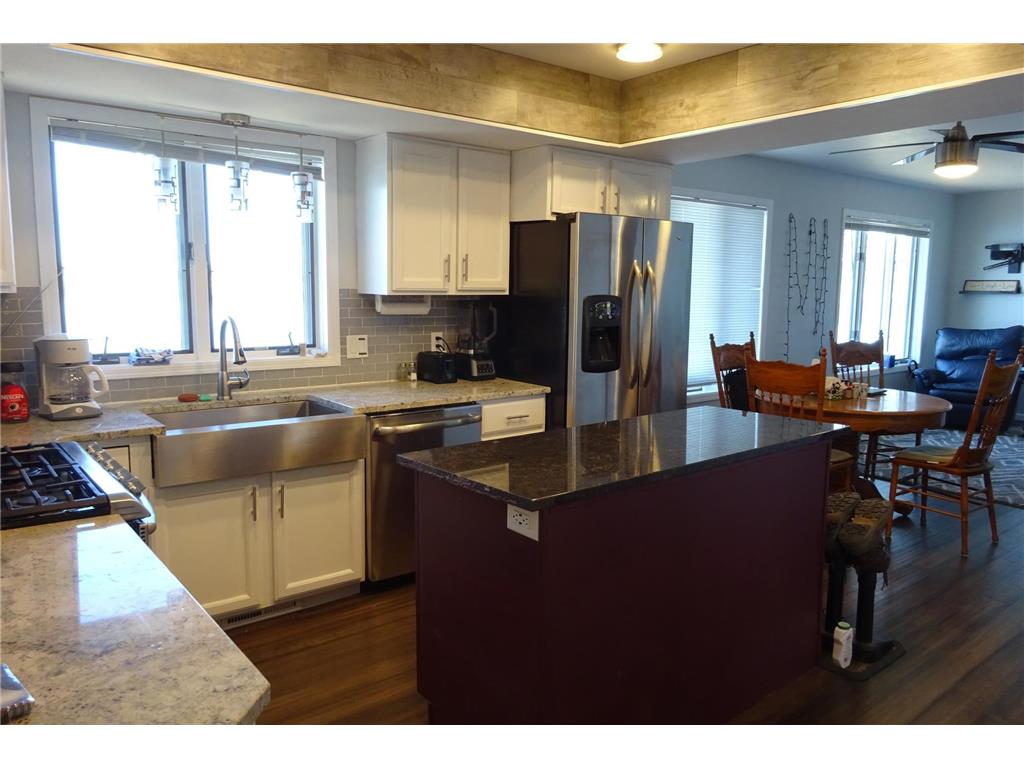 765 US Highway 63 Clayton WI 54004 6694910 image6