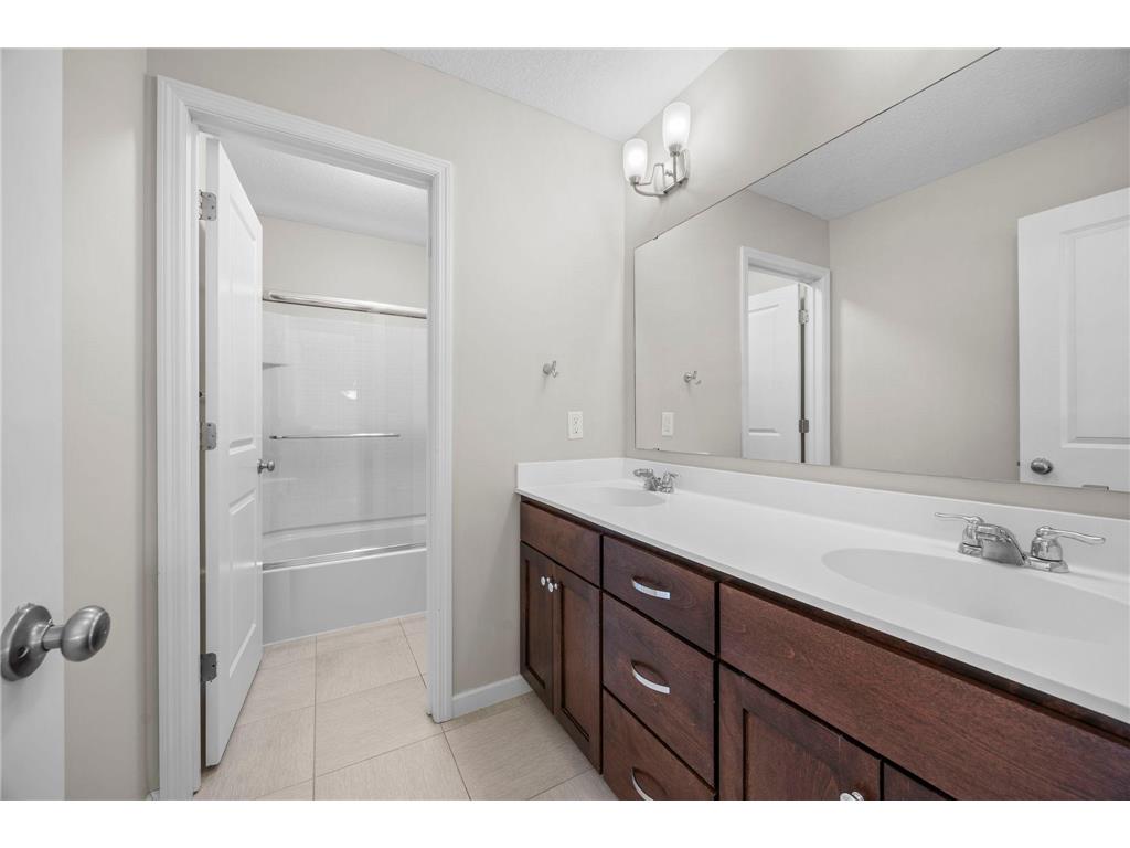 7652 Addisen Path Inver Grove Heights MN 55077 7073751 image41