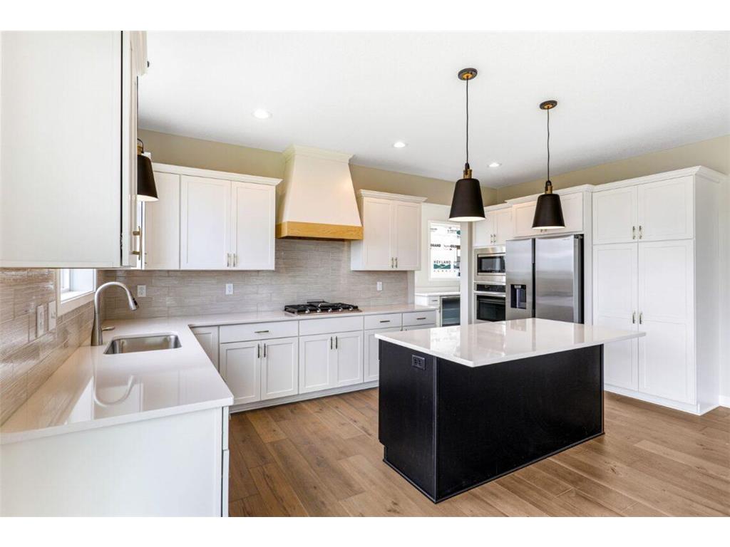 7653 Waverly Avenue Shakopee MN 55379 6494251 image1