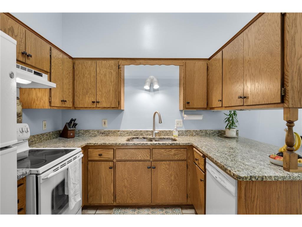 7654 12th Street N Oakdale MN 55128 7085225 image12