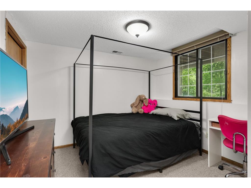 7654 12th Street N Oakdale MN 55128 7085225 image22