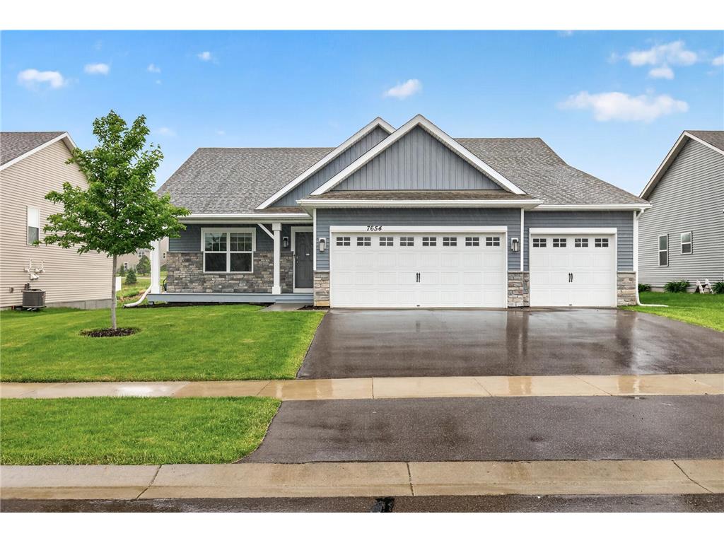 7654 207th Street W Lakeville MN 55044 7072983 image1