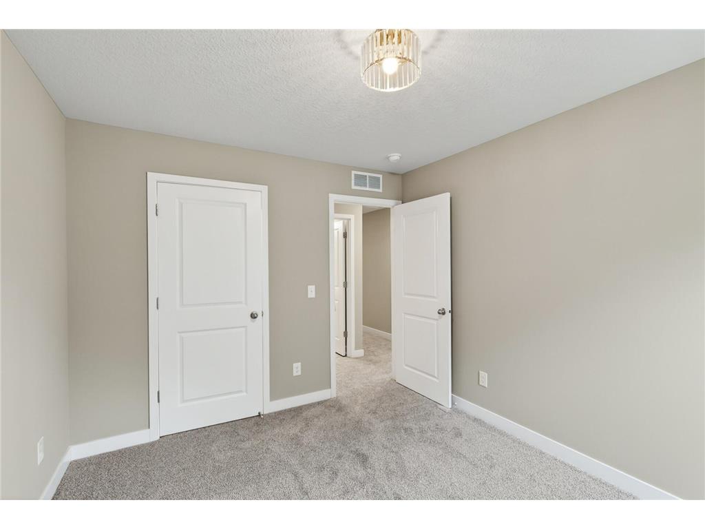 7654 207th Street W Lakeville MN 55044 7072983 image23
