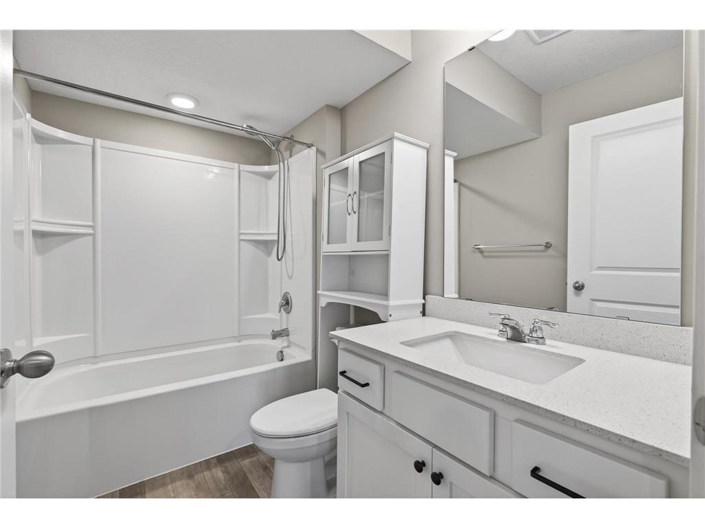 7654 207th Street W Lakeville MN 55044 7072983 image31