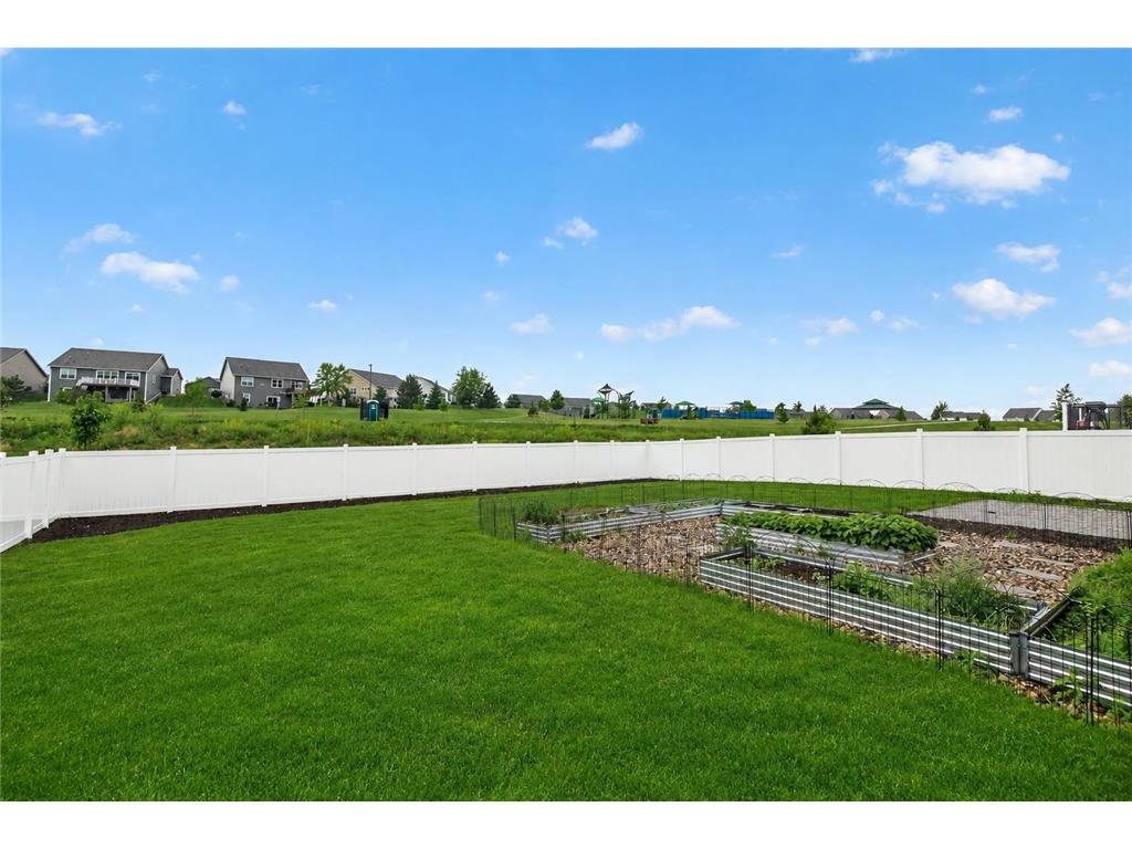 7654 207th Street W Lakeville MN 55044 7072983 image34