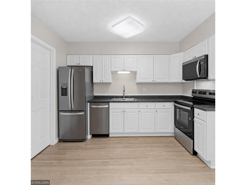 7654 Dunmore Road Woodbury MN 55125 7098006 image11