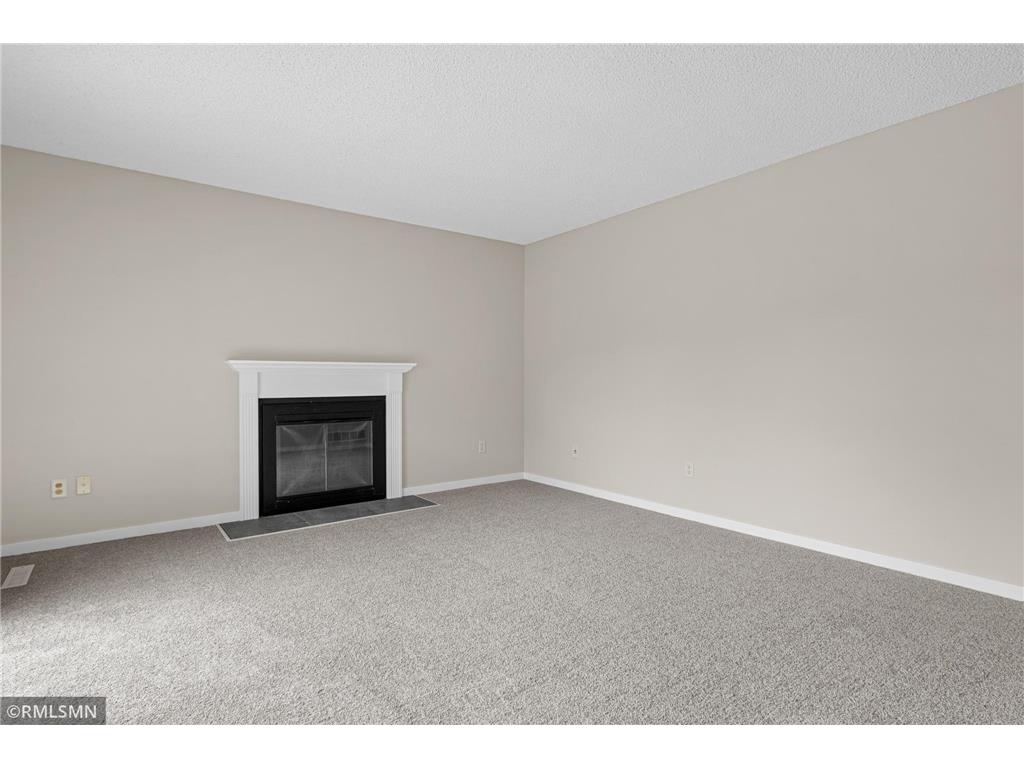 7654 Dunmore Road Woodbury MN 55125 7098006 image2