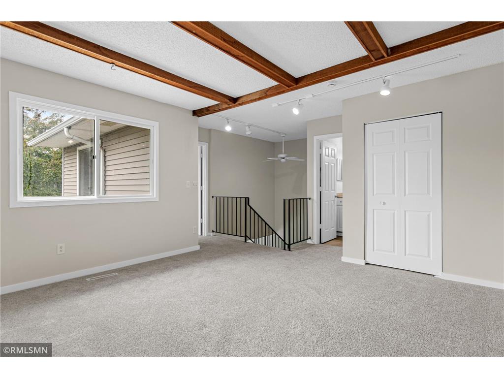 7654 Dunmore Road Woodbury MN 55125 7098006 image20