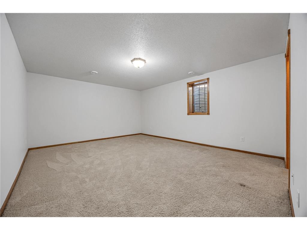 766 36th Street S Moorhead MN 56560 7080631 image36