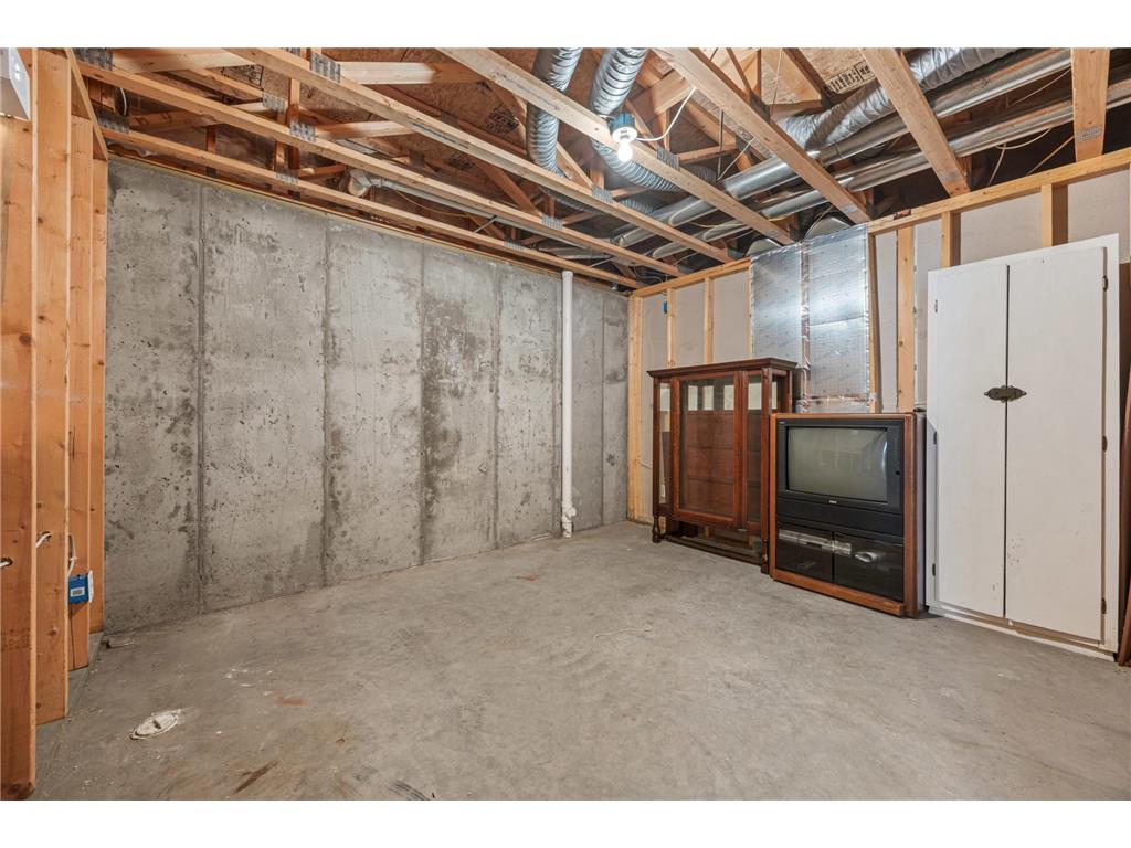766 36th Street S Moorhead MN 56560 7080631 image39