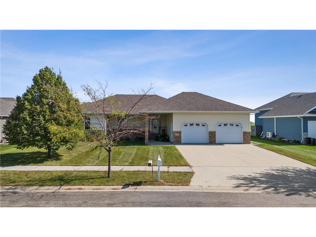 766 36th Street S Moorhead MN 56560 7080631 image46