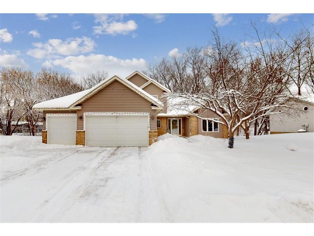 766 Ashley Drive, Chaska, MN, 55318 MLS 6322383 Edina Realty