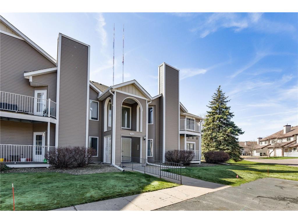 766 County Road F W #E Shoreview MN 55126 7042641 image1