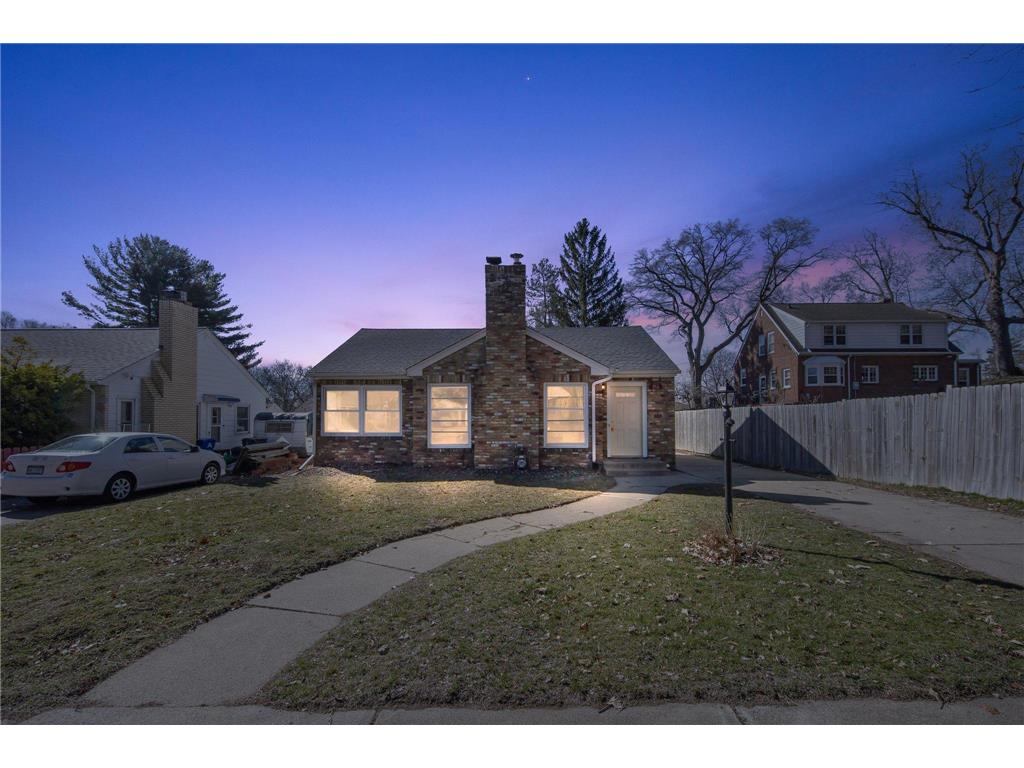 766 Nevada Avenue W Saint Paul MN 55117 6514886 image1