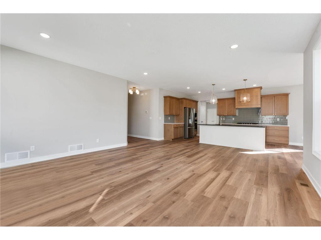 7660 Waverly Avenue Shakopee MN 55379 6811613 image11