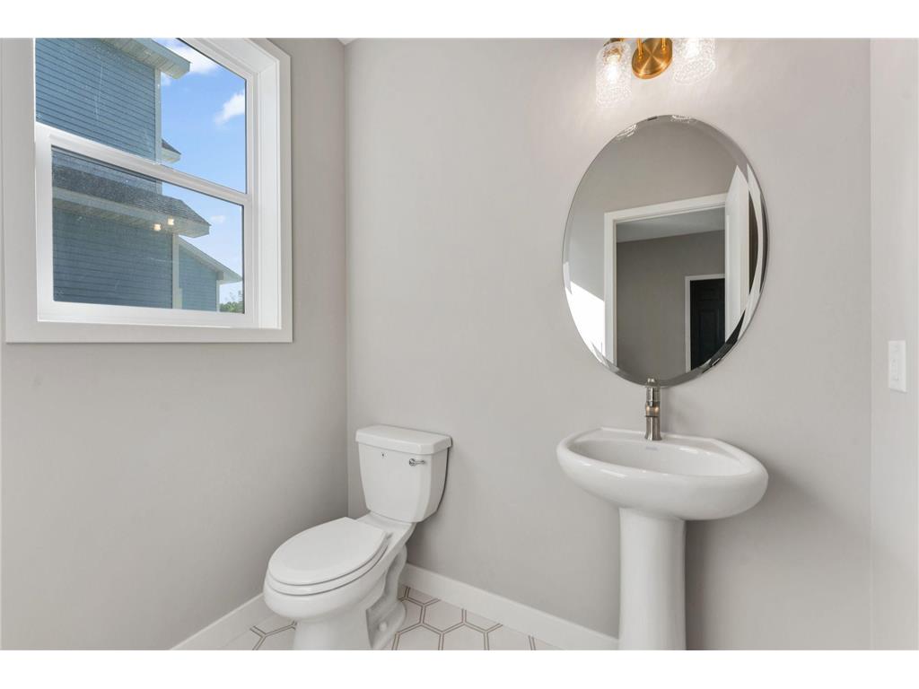 7660 Waverly Avenue Shakopee MN 55379 6811613 image20