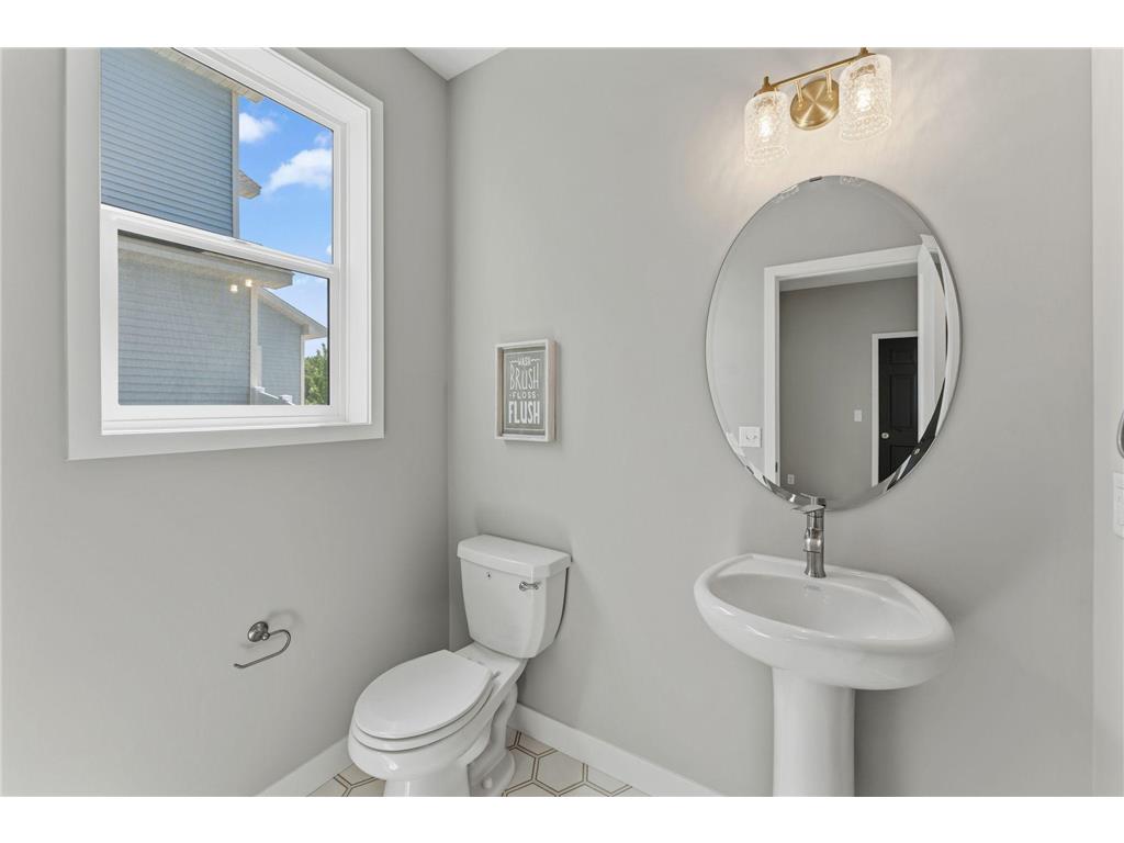 7660 Waverly Avenue Shakopee MN 55379 7078993 image18