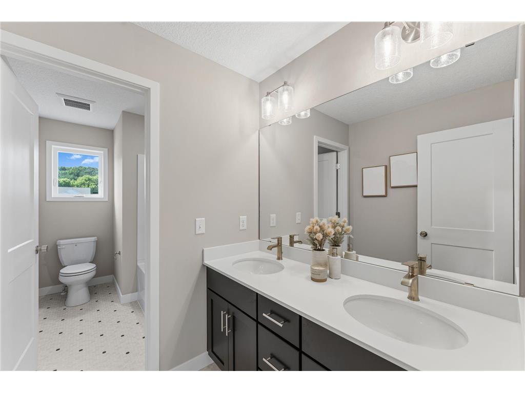 7660 Waverly Avenue Shakopee MN 55379 7078993 image20