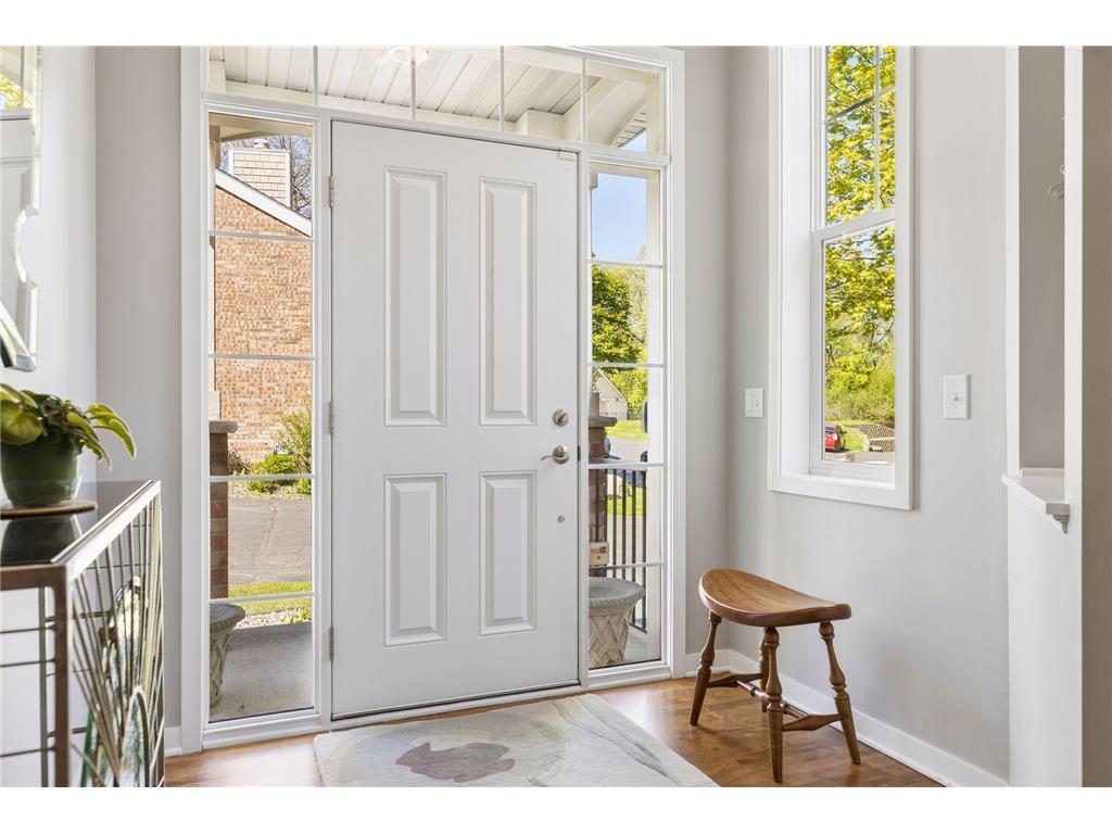 7660 Woodview Court Edina MN 55439 7020607 image2