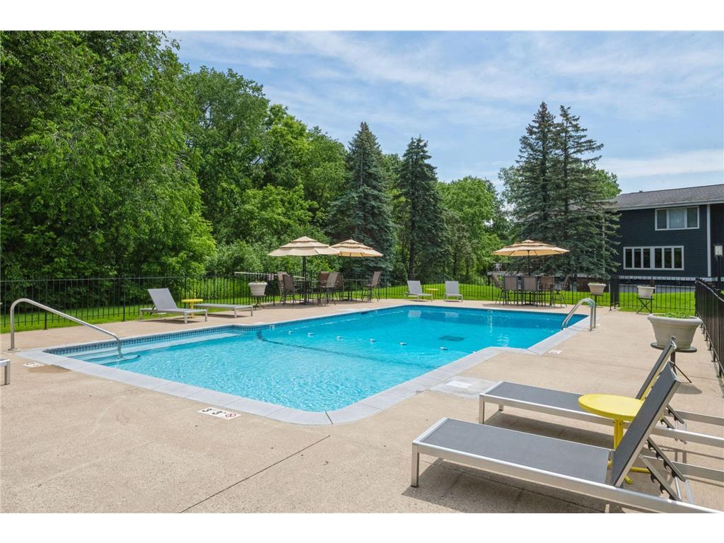 7660 Woodview Court Edina MN 55439 7020607 image37