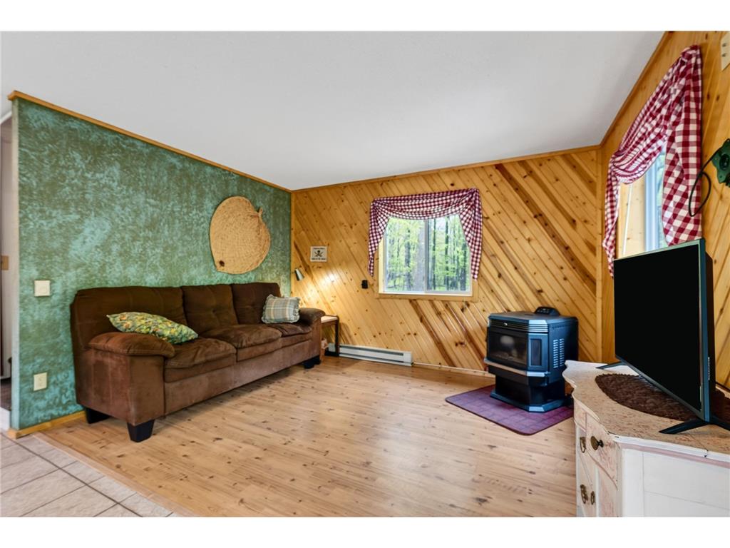7665 Prospect Avenue Oakland WI 54830 7075194 image14