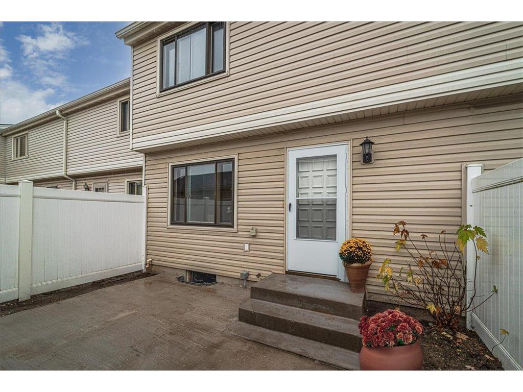 7672 Hampshire Avenue N Brooklyn Park MN 55428 6628132 image1