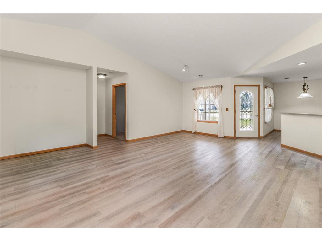 7672 Palisades Avenue NE Otsego MN 55330 7036118 image5