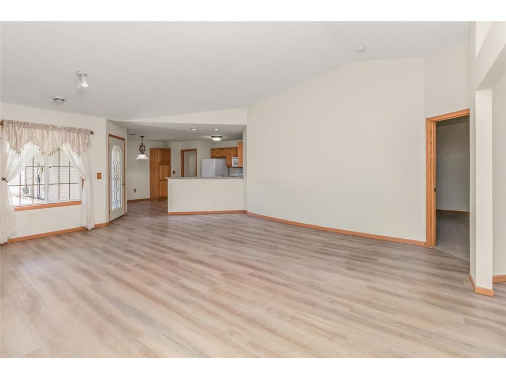 7672 Palisades Avenue NE Otsego MN 55330 7036118 image7
