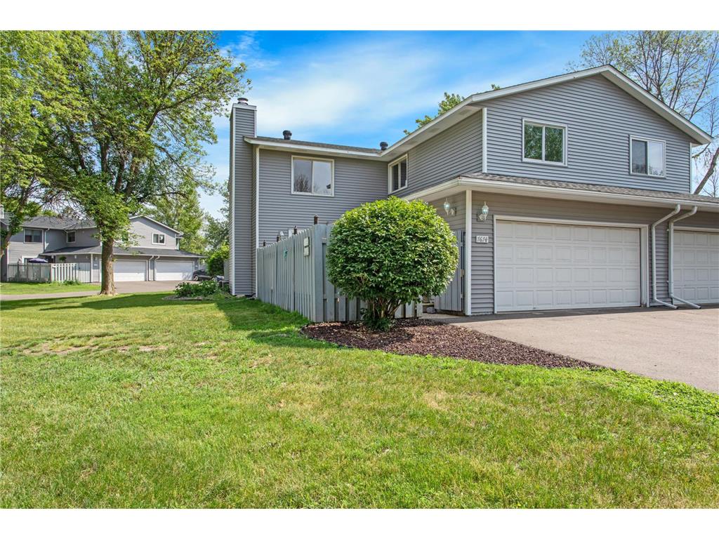 7674 Dunmore Road Woodbury MN 55125 6395419 image1