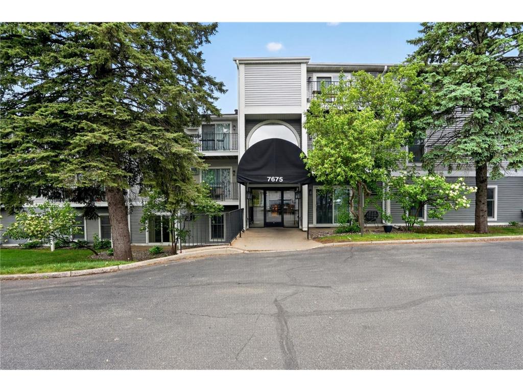 7675 142nd Street W #215 Apple Valley MN 55124 7079150 image1