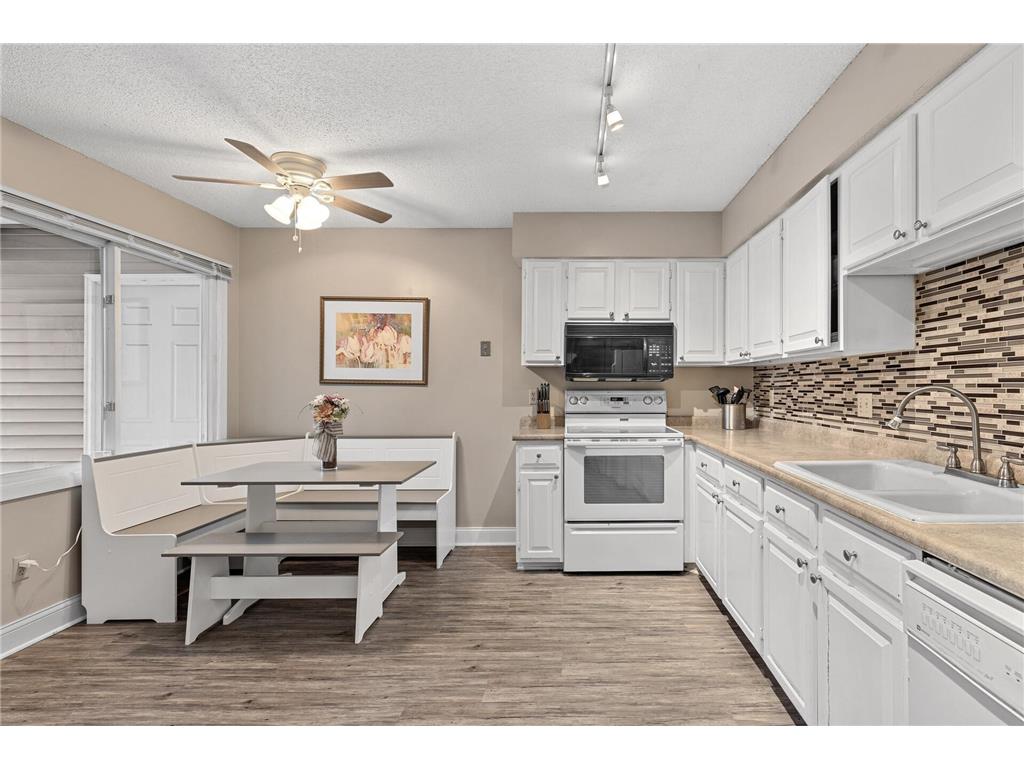 7678 Dunmore Road Woodbury MN 55125 6566616 image1