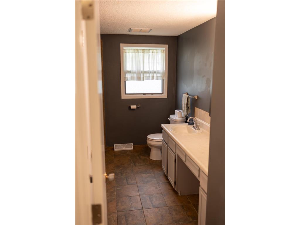 768 2nd Avenue Zumbrota MN 55992 7061266 image17