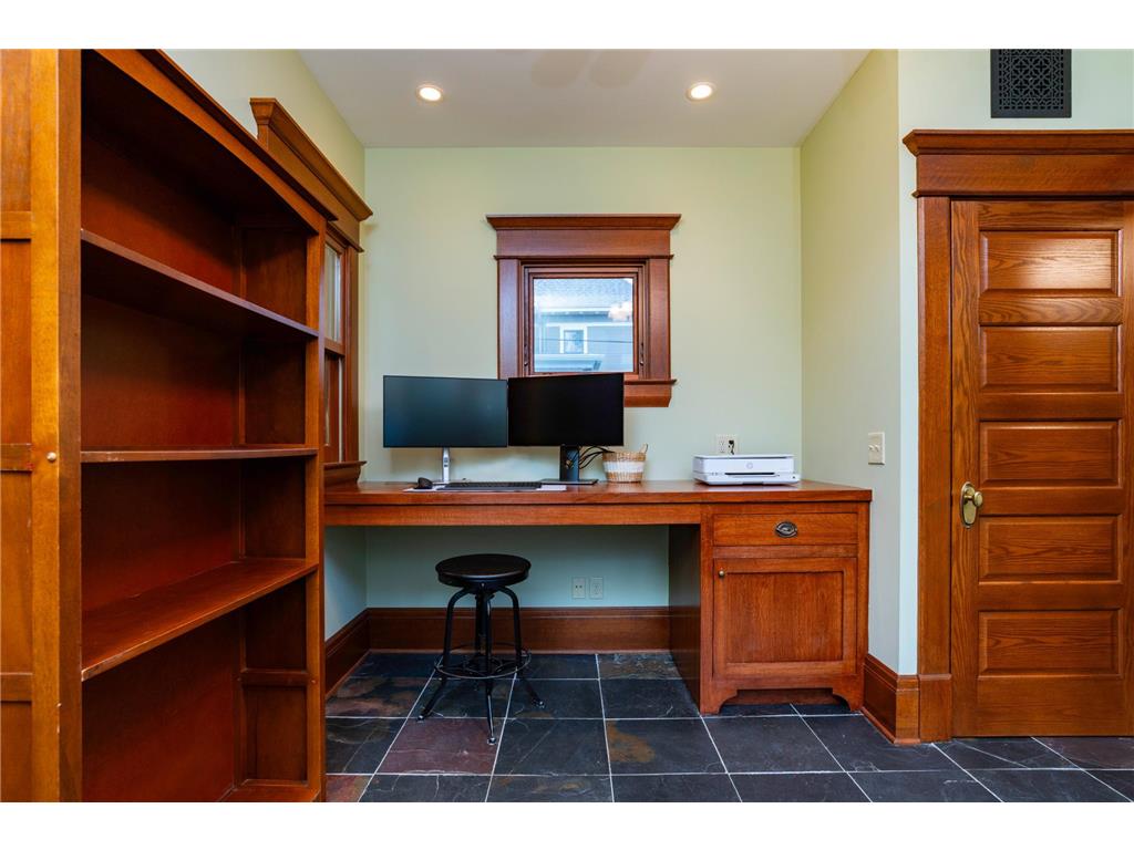 768 Osceola Avenue Saint Paul MN 55105 7049493 image25