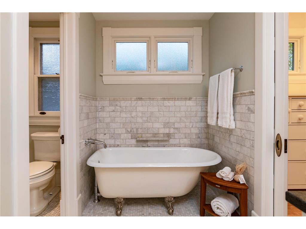 768 Osceola Avenue Saint Paul MN 55105 7049493 image33