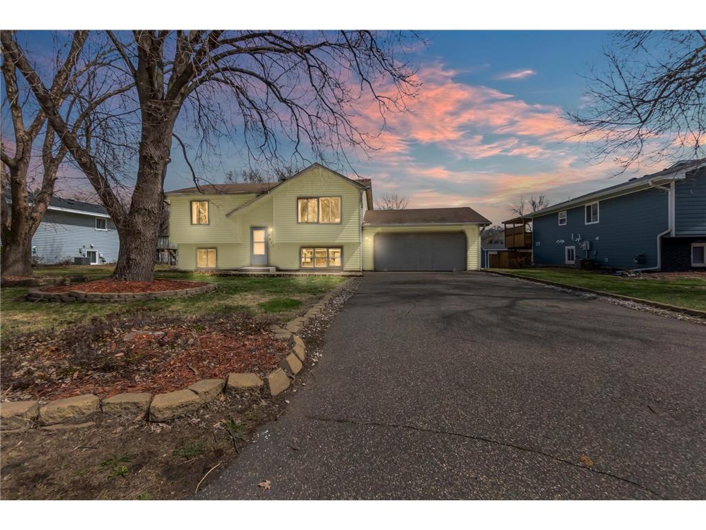 7680 Newton Avenue N Brooklyn Park MN 55444 7054816 image1