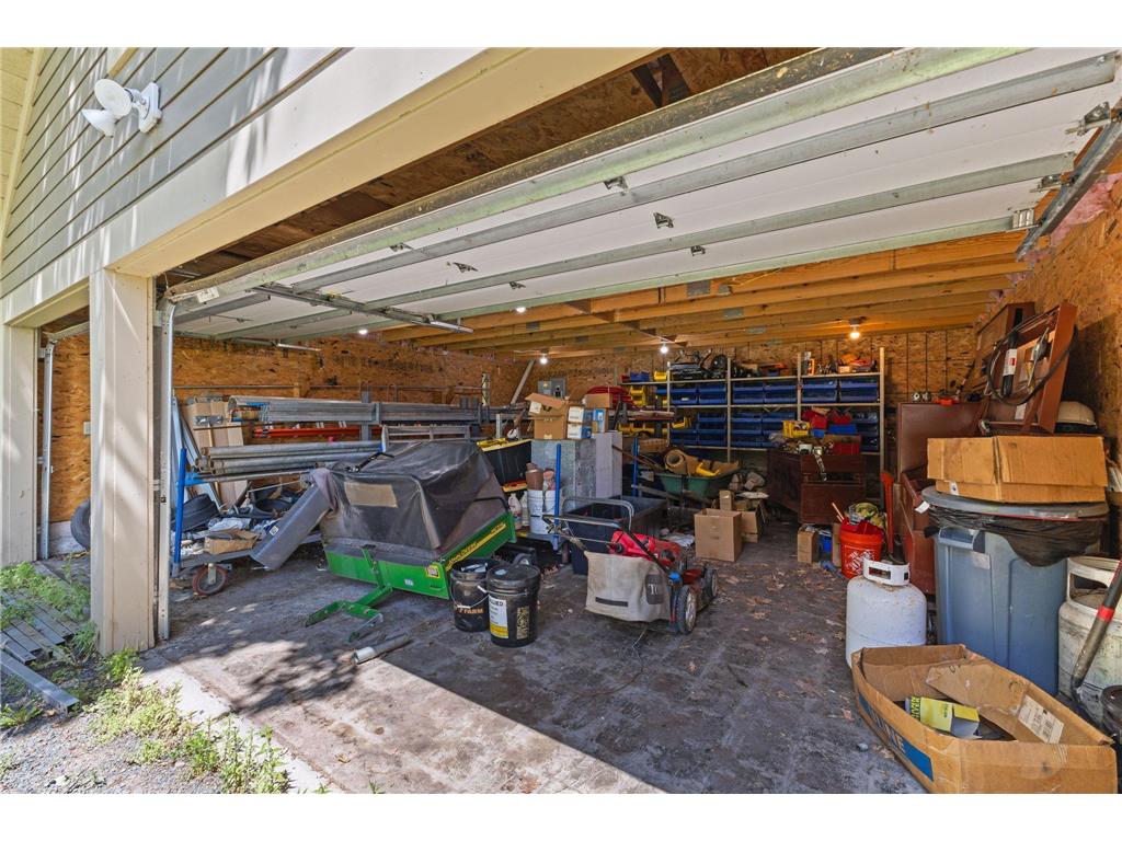 7688 N Shore Trail Forest Lake MN 55025 - Forest 6749024 image16