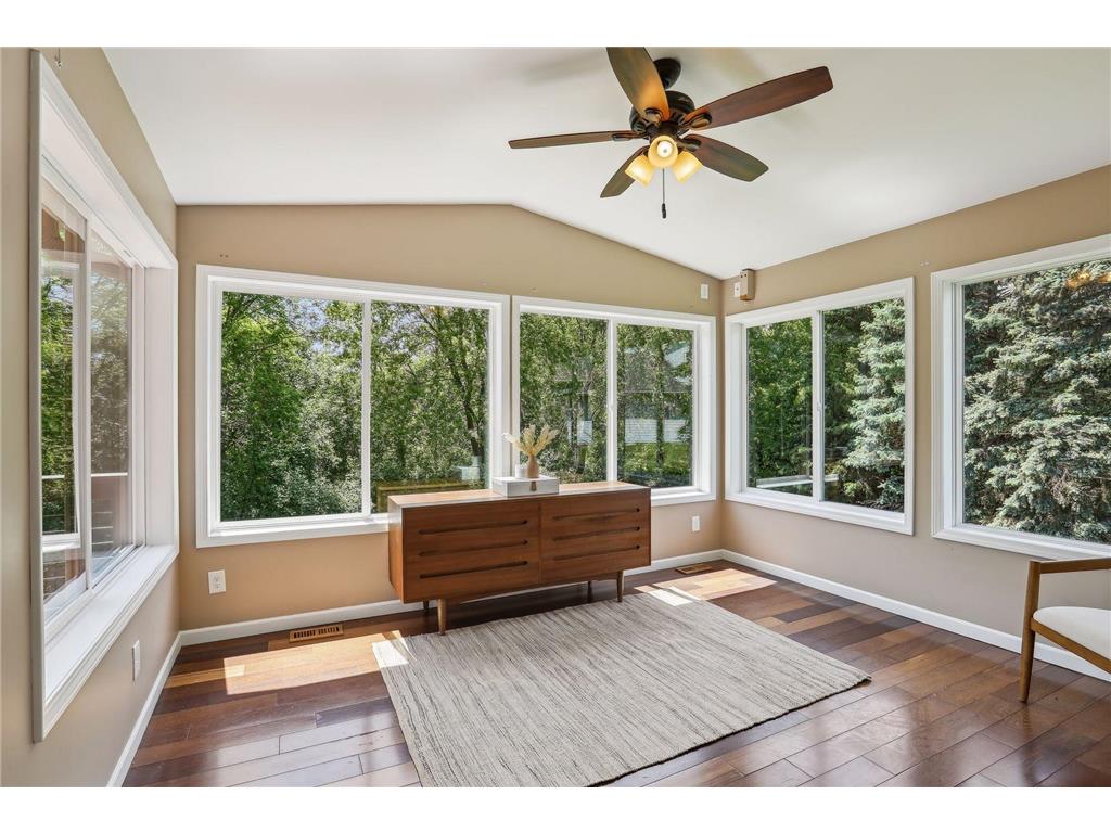 7689 Nature Path Woodbury MN 55125 6536951 image1