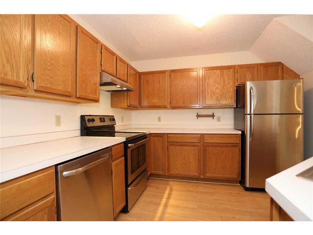 7689 Nicholas Way Chanhassen MN 55317 7052010 image3
