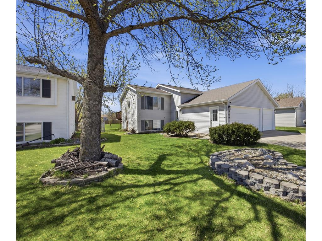 769 14th Avenue W West Fargo ND 58078 7073626 image1