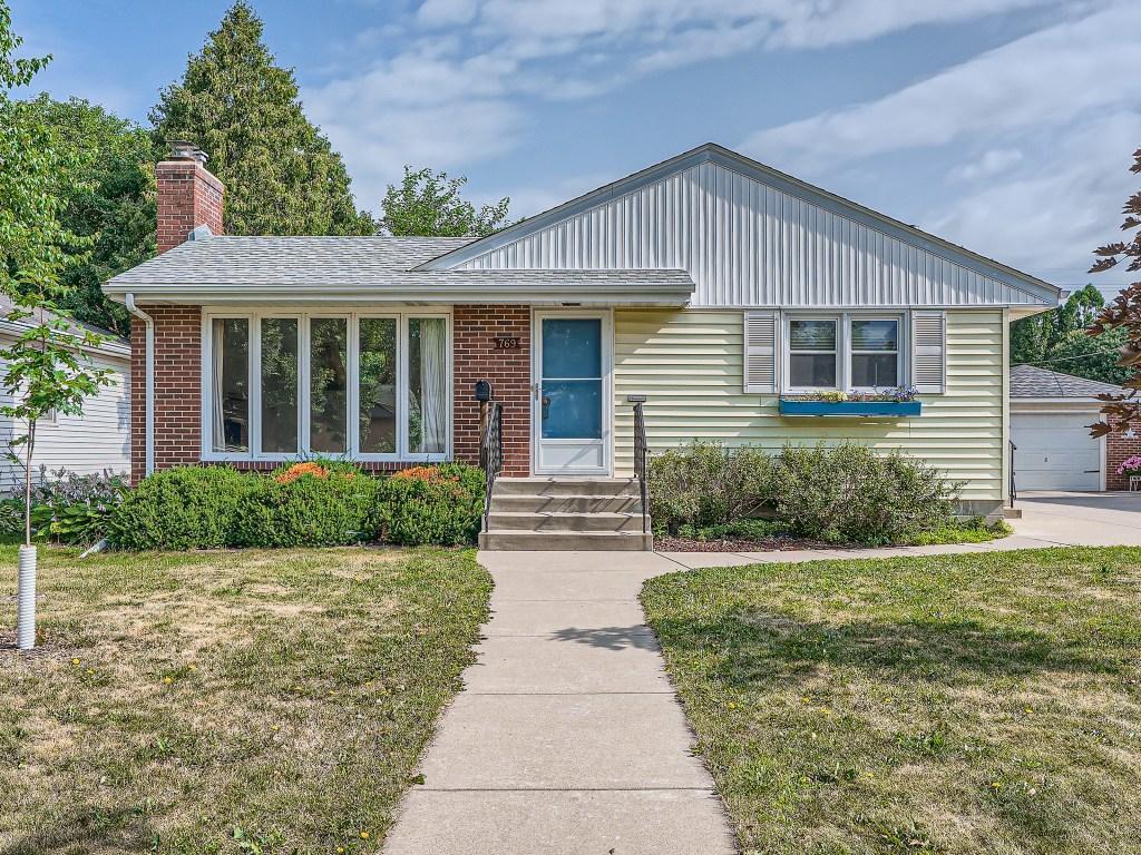 769 California Avenue W Saint Paul MN 55117 6402012 image1