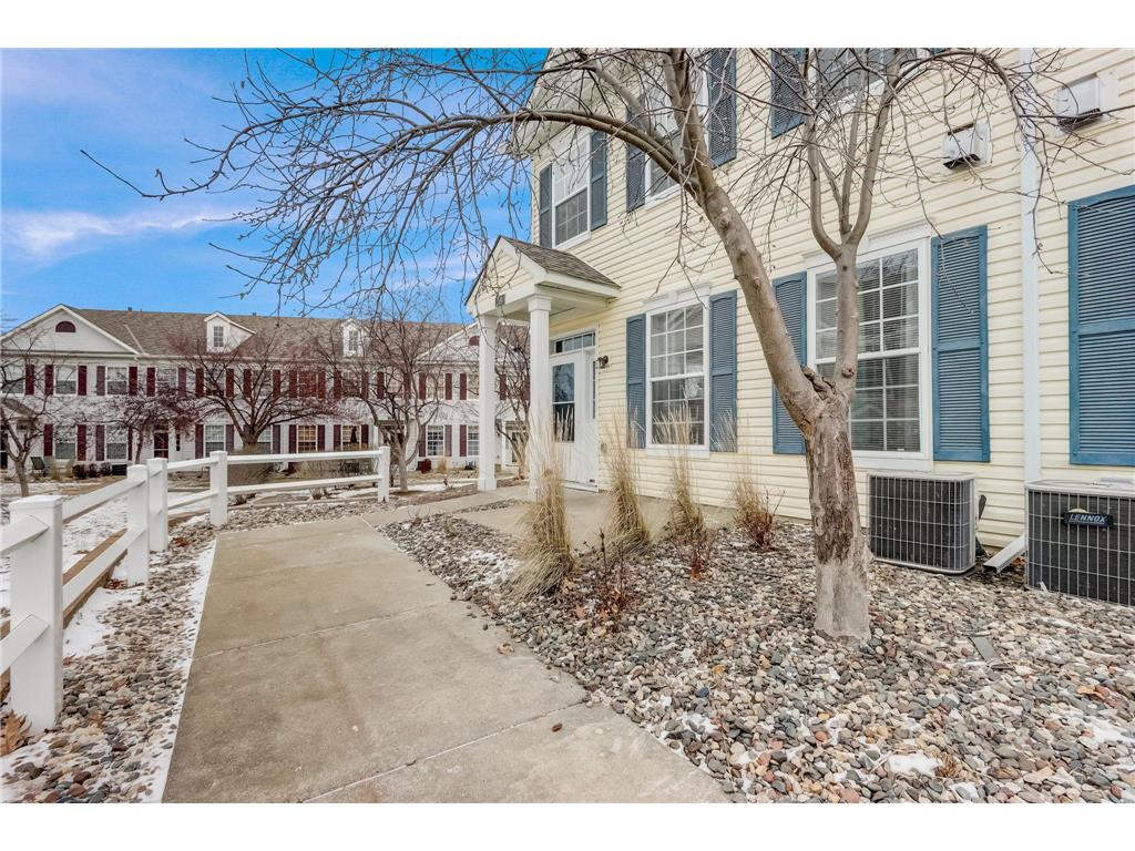 769 Cobblestone Way Shakopee MN 55379 6481008 image1