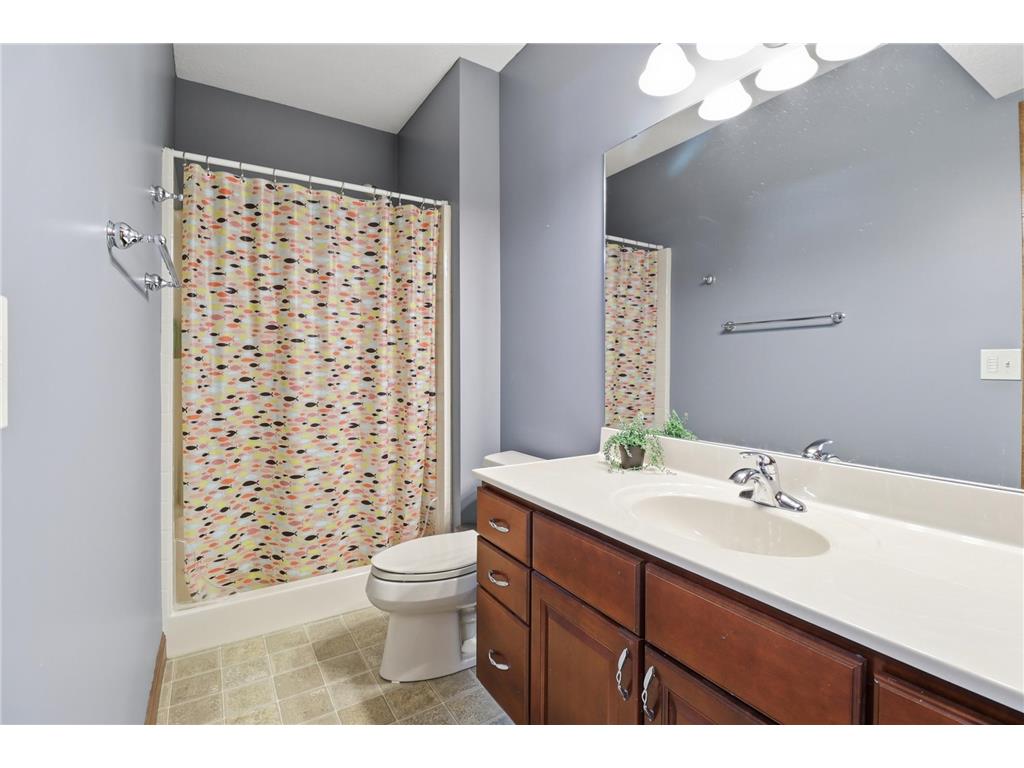 769 Martin Avenue Hudson WI 54016 7024271 image23
